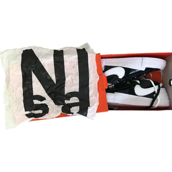 Nike Sacai Blazer Low Sneakers Unisex Size 10/11.5 Shiny Black White DM6443-001 main image 2